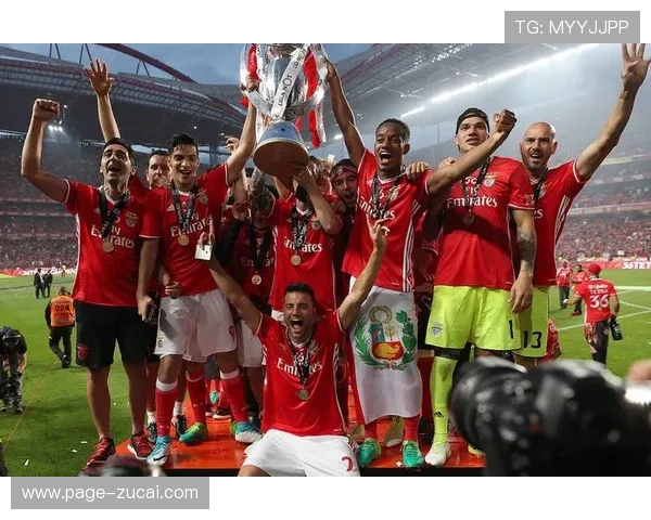 阿森纳边路转移结合快速推进 本赛季欧冠保持不败金身